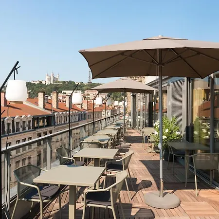 Maison Nô - Hôtel et Rooftop-3